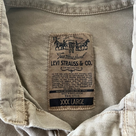 Vintage LEVI’S jeans LEVI’S Distressed Denim shirt. - Picture 2 of 8